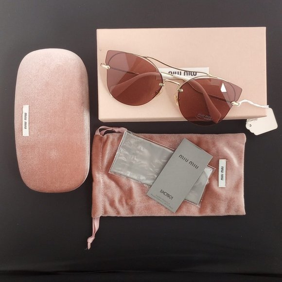 Prada SMU 52S